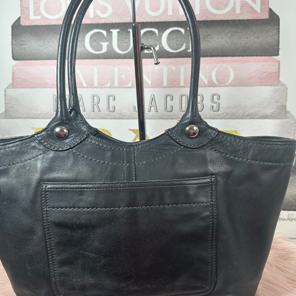Coach Bleecker Legacy Stripe
F14383 black leather vintage tote w/double handles. - Picture 2 of 16